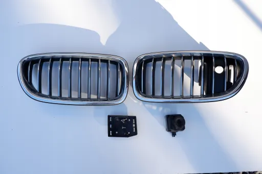 BMW F10 F11 РЕШЁТКА КАМЕРА НОЧНОГО ВИДЕНИЯ 9322653