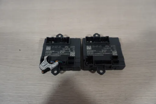 МОДУЛЬ ДВЕРЕЙ BMW U11 U06 5A4DE18 5A4DE17